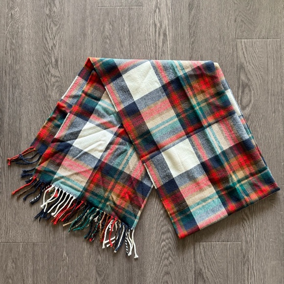 J.Crew Classic Plaid Scarf - Picture 5 of 5